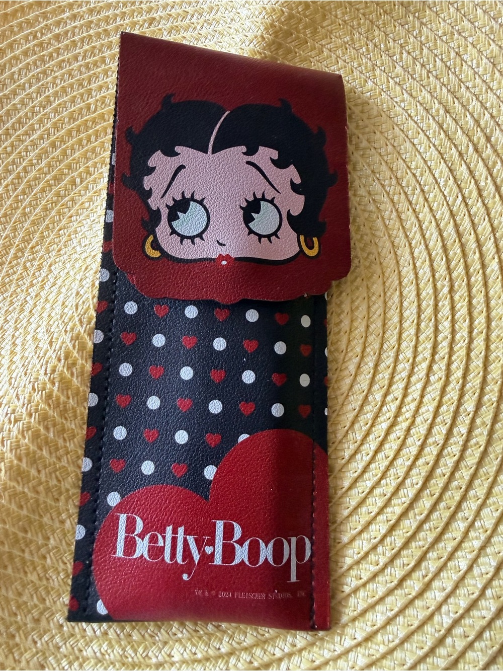 Betty Boop Black, Red & White Polka brushes - Picture 1 of 3